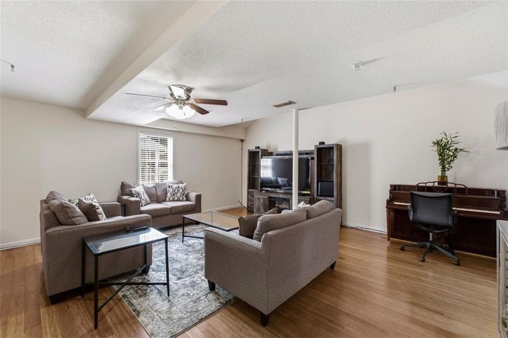 4 bedroom, 3 bathroom, 2,108 sq ft single family residence for sale at 811 Overlook Trail, Canton, GA 30115 — photo 8
