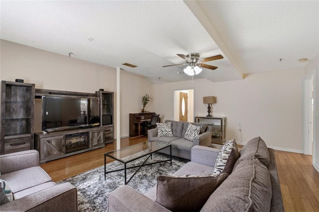 4 bedroom, 3 bathroom, 2,108 sq ft single family residence for sale at 811 Overlook Trail, Canton, GA 30115 — photo 9