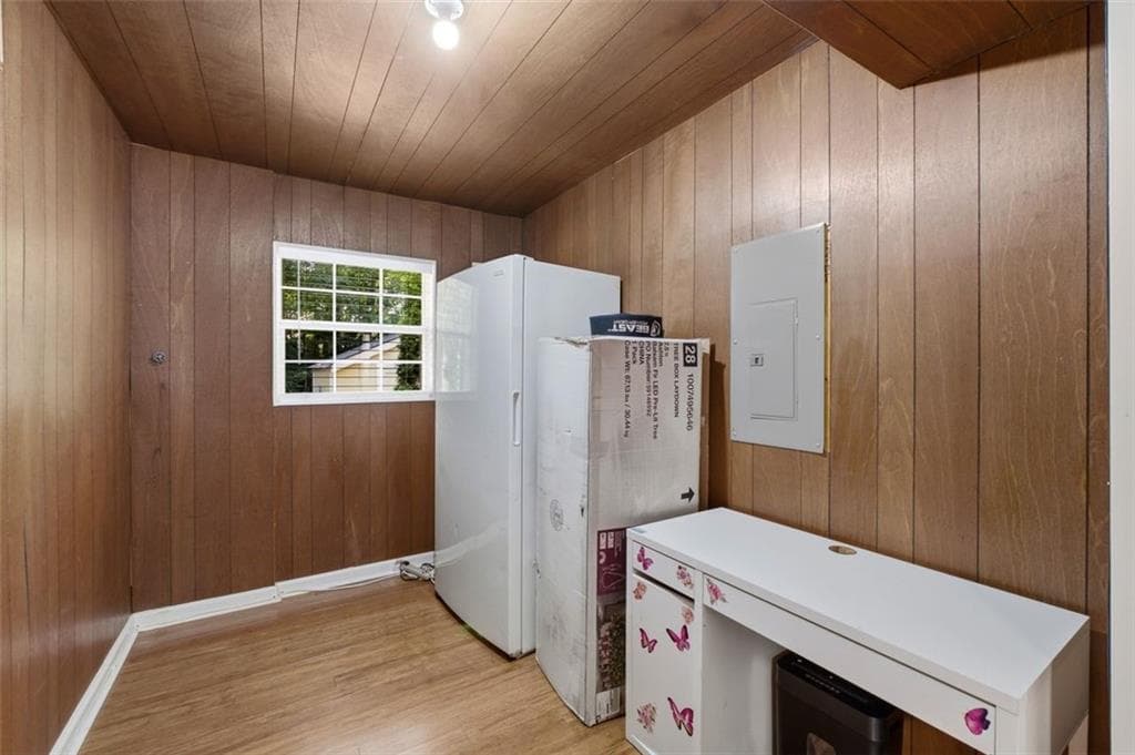 4 bedroom, 3 bathroom, 2,108 sq ft single family residence for sale at 811 Overlook Trail, Canton, GA 30115 — photo 10