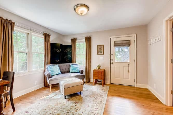 2 bedroom, 1 bathroom, 725 sq ft other for rent at 203 E Davis UNIT B Street, Decatur, GA 30030 for $1,900 a month — photo 2
