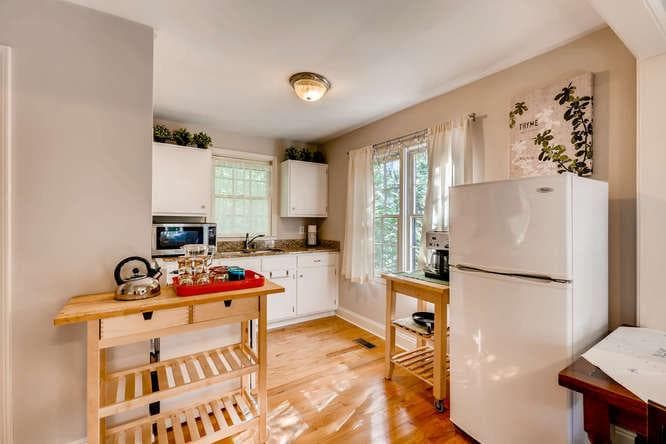 2 bedroom, 1 bathroom, 725 sq ft other for rent at 203 E Davis UNIT B Street, Decatur, GA 30030 for $1,900 a month — photo 5