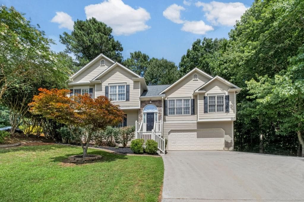 4 bedroom, 3 bathroom, 2,421 sq ft single family residence for sale at 122 Brookhaven Lane, Canton, GA 30114 — photo 3