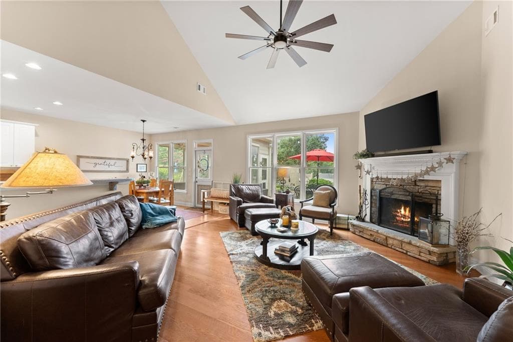 4 bedroom, 4 bathroom, 3,507 sq ft single family residence for sale at 5305 Glenhaven Drive, Cumming, GA 30041 — photo 7