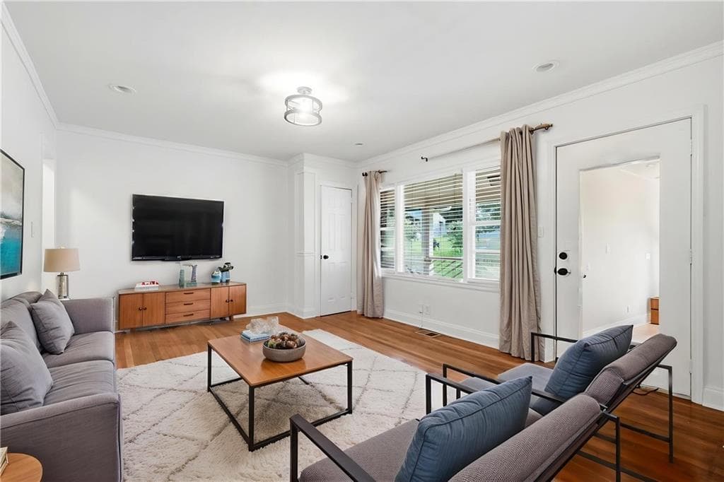 4 bedroom, 2 bathroom, 1,400 sq ft single family residence for sale at 1639 Terry Mill Road, Atlanta, GA 30316 — photo 4