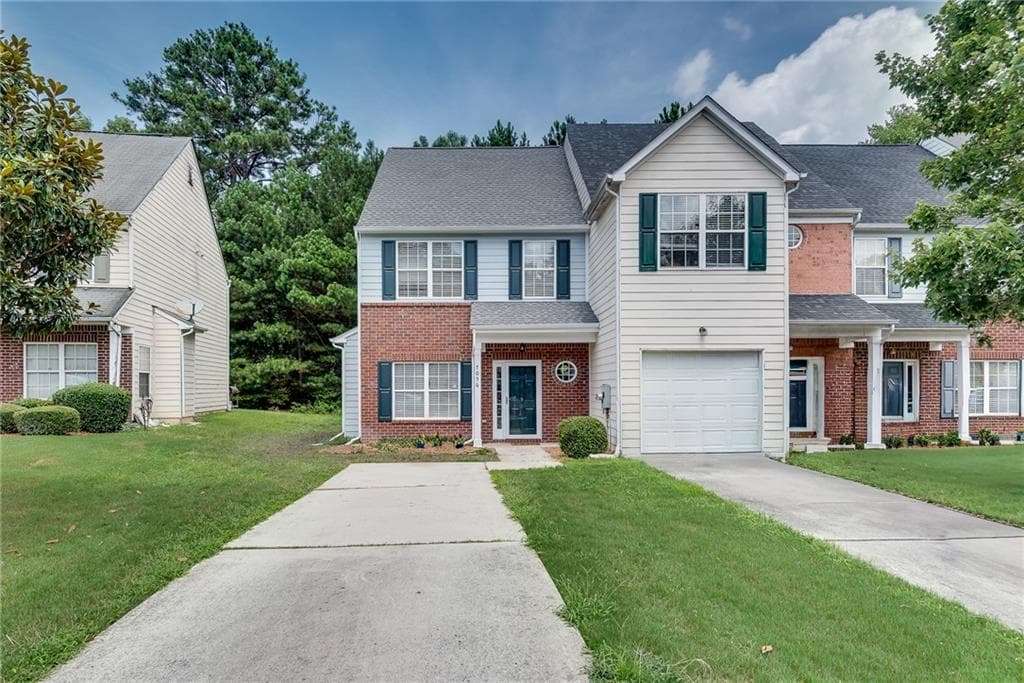 2 bedroom, 3 bathroom, 1,240 sq ft townhouse under contract at 7056 Brookview Creek, Riverdale, GA 30274