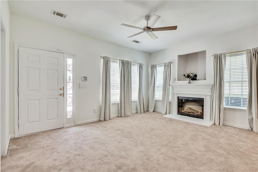 2 bedroom, 3 bathroom, 1,240 sq ft townhouse under contract at 7056 Brookview Creek, Riverdale, GA 30274 — photo 4