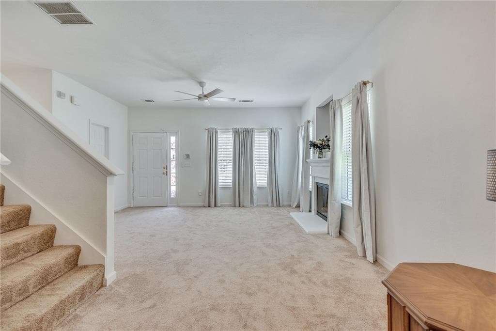 2 bedroom, 3 bathroom, 1,240 sq ft townhouse under contract at 7056 Brookview Creek, Riverdale, GA 30274 — photo 6