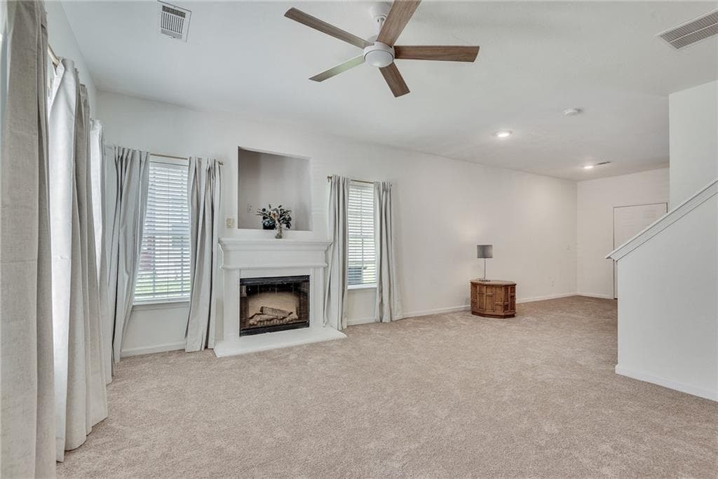 2 bedroom, 3 bathroom, 1,240 sq ft townhouse under contract at 7056 Brookview Creek, Riverdale, GA 30274 — photo 10