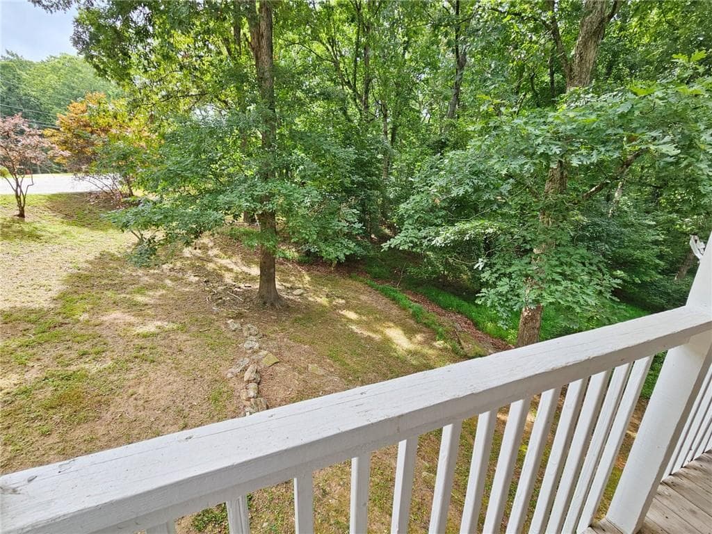 5 bedroom, 2 bathroom, 1,701 sq ft single family residence under contract at 433 Elliots Lane, Dahlonega, GA 30533 — photo 10