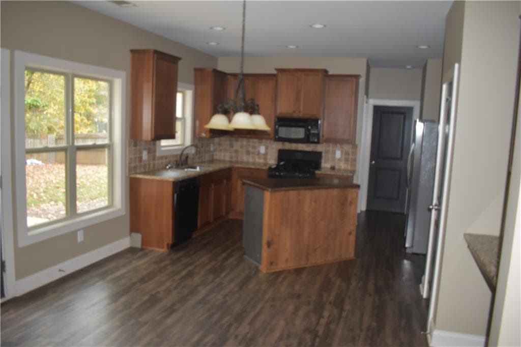 4 bedroom, 3 bathroom, 2,065 sq ft single family residence for rent at 43 Jessel Lane, Douglasville, GA 30134 for $2,700 a month — photo 10