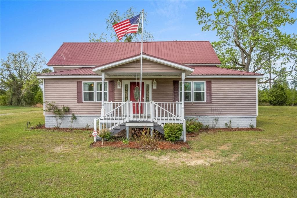 3 bedroom, 2 bathroom, 2,064 sq ft single family residence for sale at 2010 Page Road, Harrison, GA 31035 — photo 2