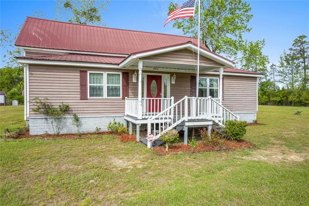 3 bedroom, 2 bathroom, 2,064 sq ft single family residence for sale at 2010 Page Road, Harrison, GA 31035 — photo 3