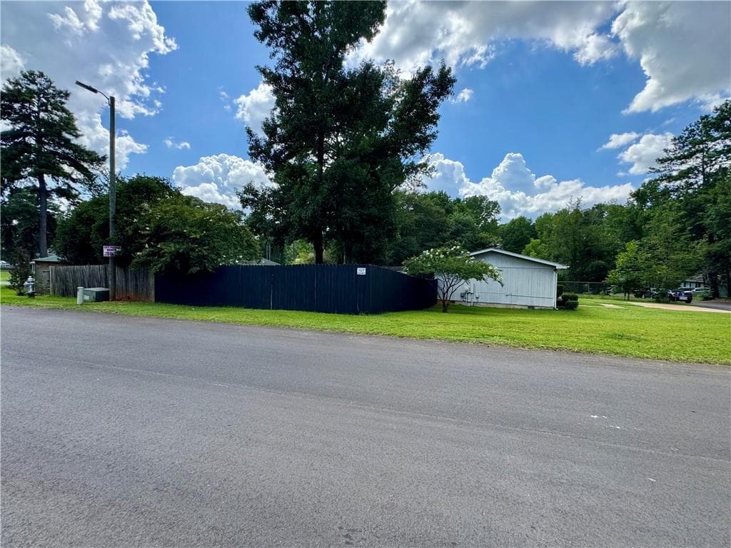 3 bedroom, 2 bathroom, 1,080 sq ft single family residence for rent at 7 Sherwood Loop, Mcdonough, GA 30253 for $1,550 a month — photo 6