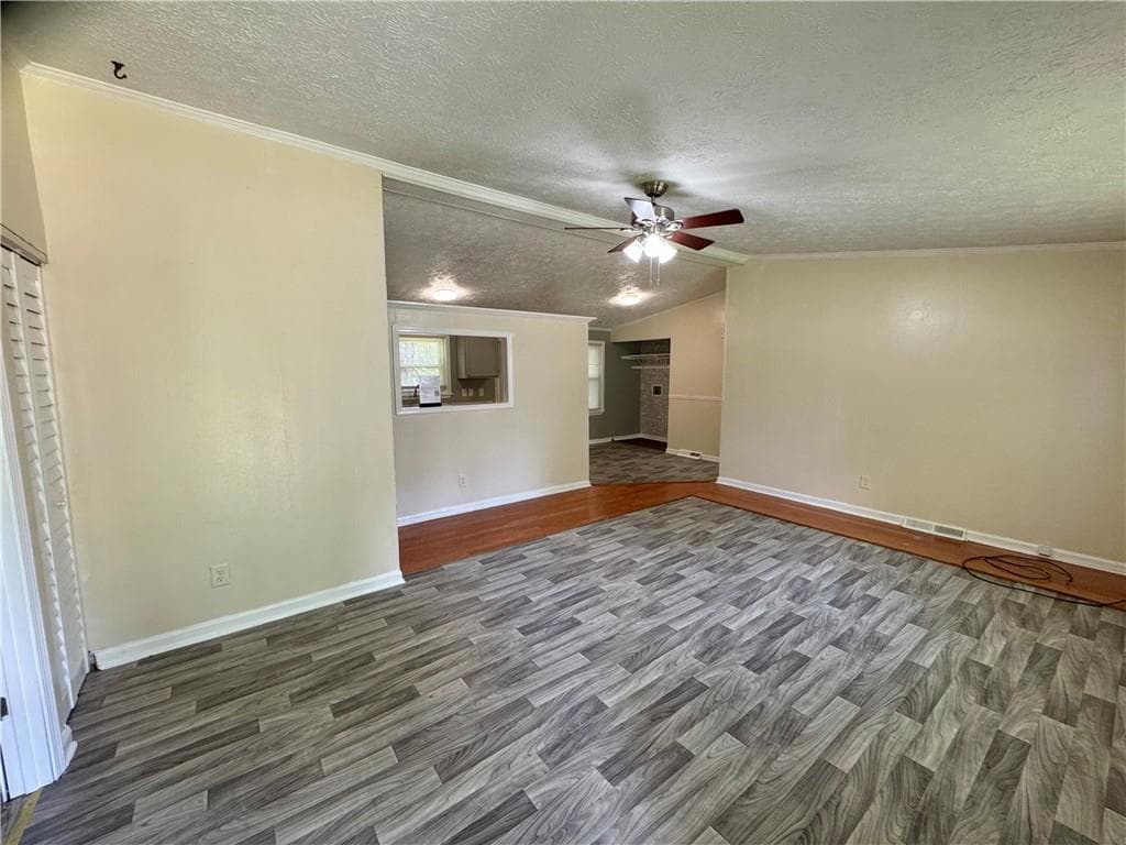 3 bedroom, 2 bathroom, 1,080 sq ft single family residence for rent at 7 Sherwood Loop, Mcdonough, GA 30253 for $1,550 a month — photo 7