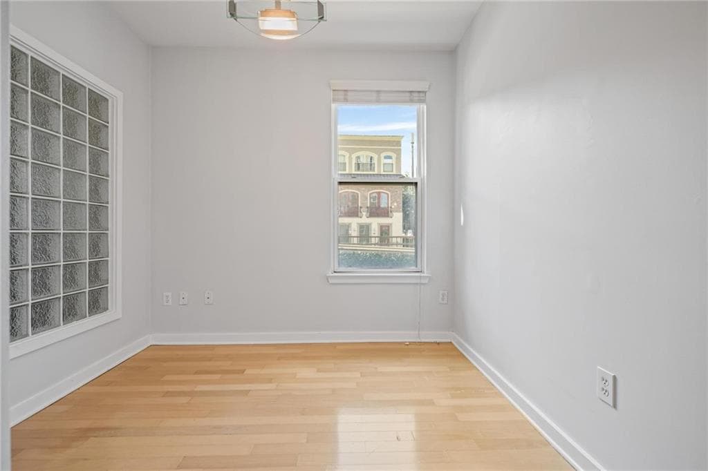 2 bedroom, 2 bathroom, 1,166 sq ft condominium for sale at 390 17th Street 2001, Atlanta, GA 30363 — photo 4