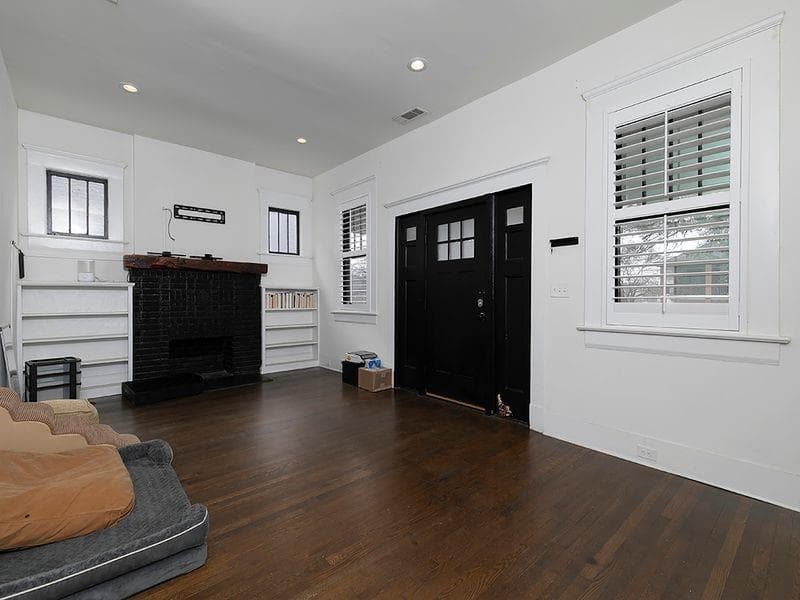 3 bedroom, 2 bathroom, 1,596 sq ft single family residence under contract at 563 Parkway Drive, Atlanta, GA 30308 — photo 6