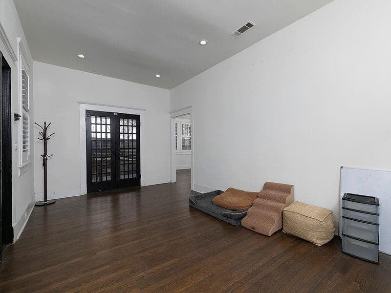 3 bedroom, 2 bathroom, 1,596 sq ft single family residence under contract at 563 Parkway Drive, Atlanta, GA 30308 — photo 7