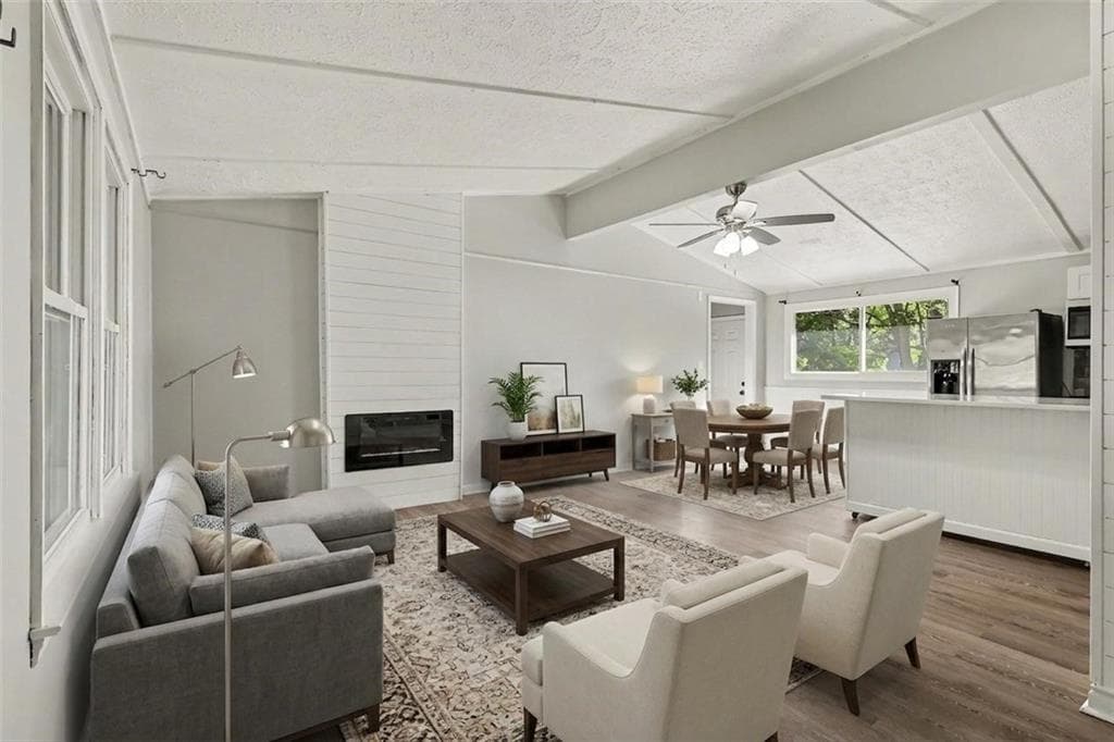 4 bedroom, 2 bathroom, 1,488 sq ft single family residence for sale at 531 Landers Street, Monroe, GA 30655 — photo 2