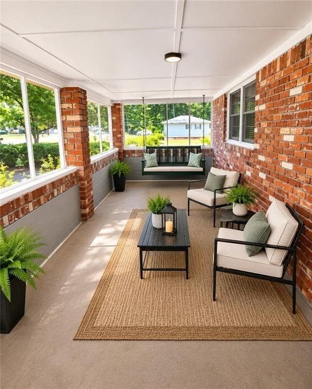 8 bedroom, 4 bathroom, 5,272 sq ft single family residence under contract at 5656 Handley Boulevard, Morrow, GA 30260 — photo 10