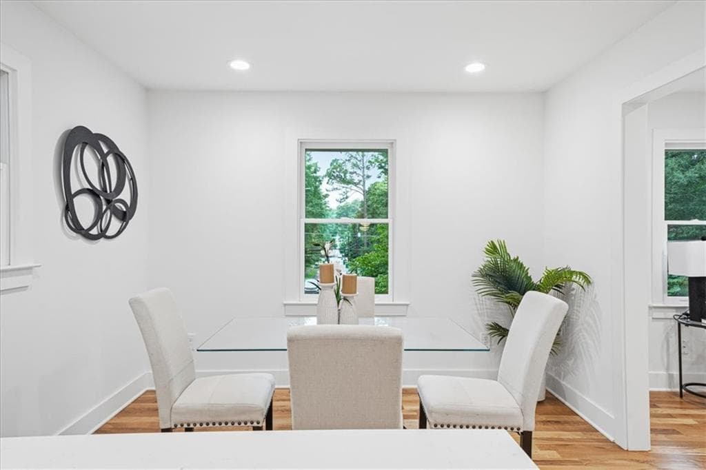 3 bedroom, 2 bathroom, 1,526 sq ft single family residence for sale at 1875 Ravenwood Way, Atlanta, GA 30329 — photo 8