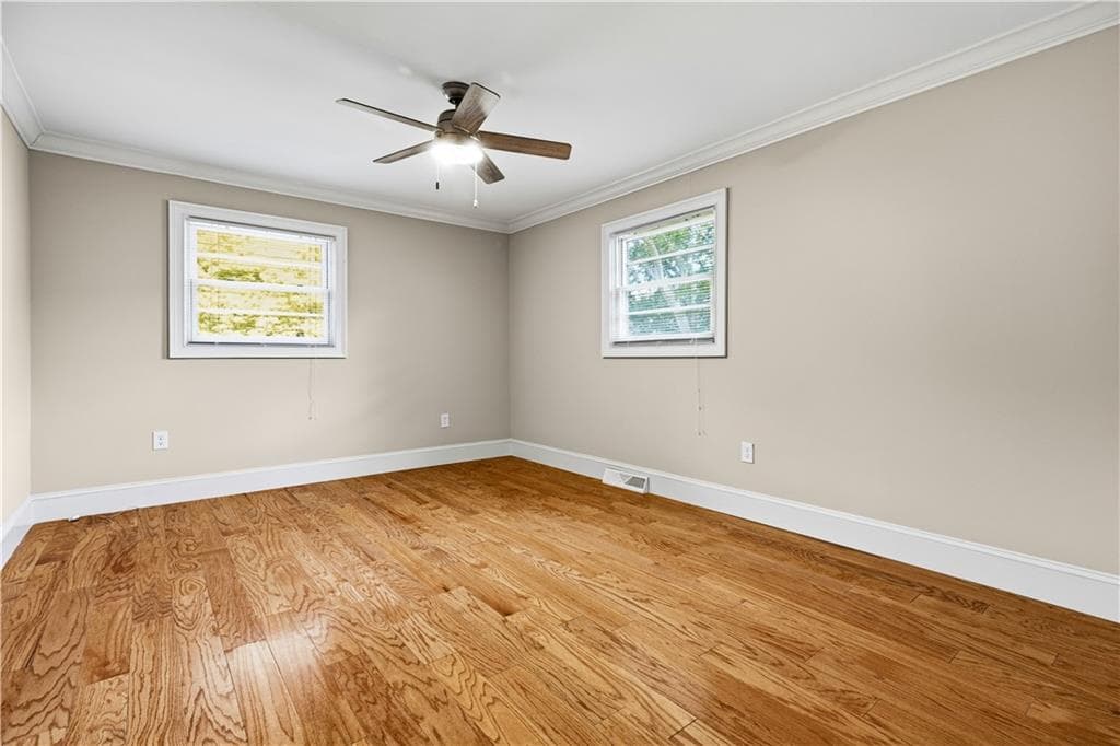 4 bedroom, 3 bathroom, 2,134 sq ft single family residence under contract at 1942 Old Canton Road, Marietta, GA 30062 — photo 6