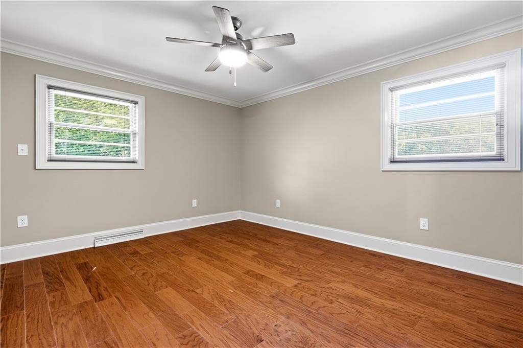 4 bedroom, 3 bathroom, 2,134 sq ft single family residence under contract at 1942 Old Canton Road, Marietta, GA 30062 — photo 7