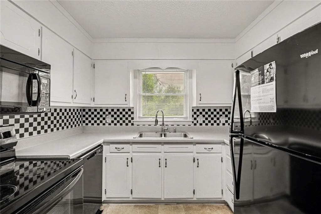 3 bedroom, 2 bathroom, 1,321 sq ft single family residence for sale at 4938 Kings, Douglasville, GA 30135 — photo 7