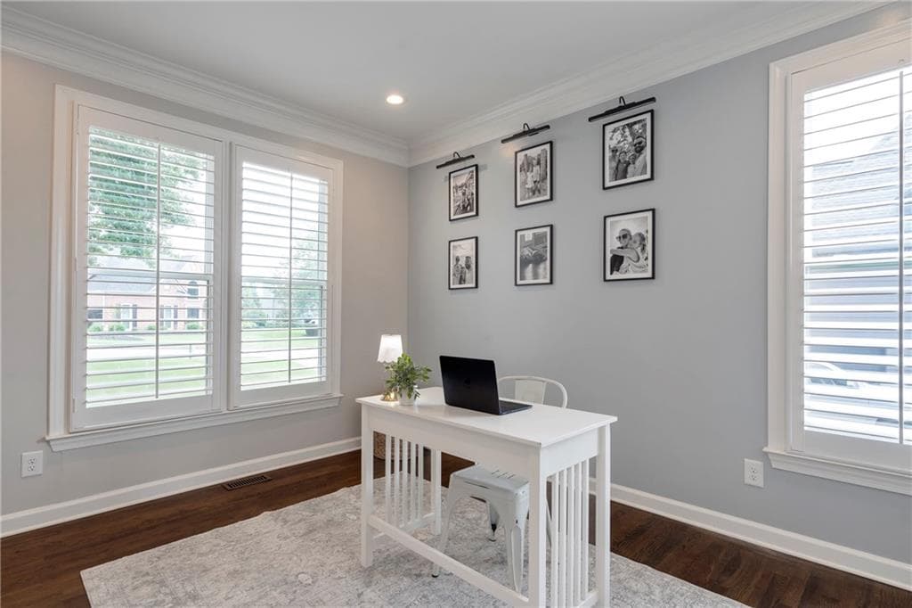 5 bedroom, 4 bathroom, 3,652 sq ft single family residence for sale at 1730 Bucks Club Drive, Alpharetta, GA 30005 — photo 6