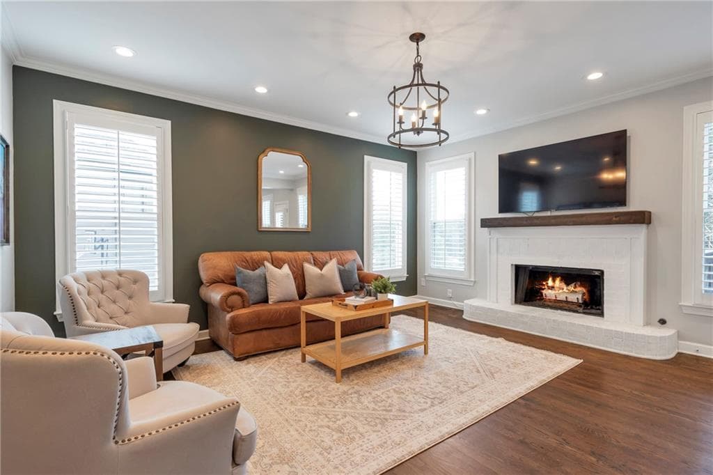 5 bedroom, 4 bathroom, 3,652 sq ft single family residence for sale at 1730 Bucks Club Drive, Alpharetta, GA 30005 — photo 7