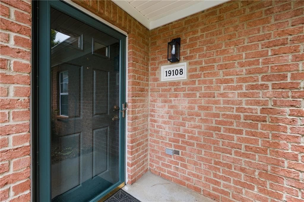 2 bedroom, 2 bathroom, 1,350 sq ft condominium for rent at 19108 Harvest Ridge Lane 19, Johns Creek, GA 30022 for $2,500 a month — photo 3