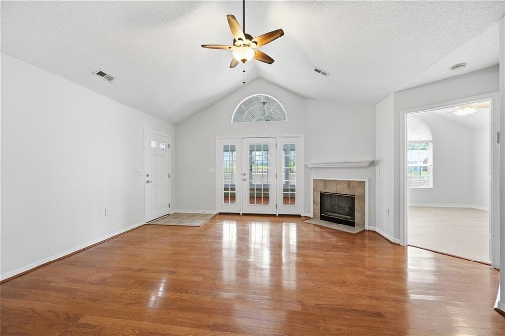 2 bedroom, 2 bathroom, 1,350 sq ft condominium for rent at 19108 Harvest Ridge Lane 19, Johns Creek, GA 30022 for $2,500 a month — photo 9