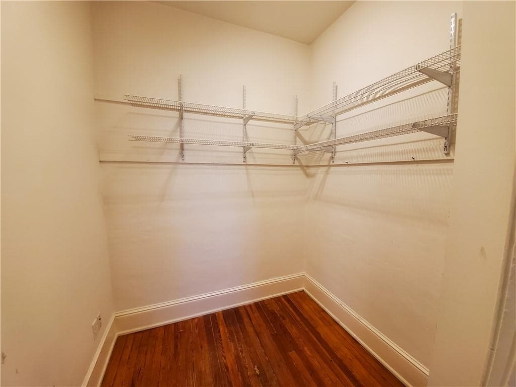 1 bedroom, 1 bathroom, 624 sq ft condominium for rent at 1144 Blue Ridge Avenue 7, Atlanta, GA 30306 for $1,595 a month — photo 7
