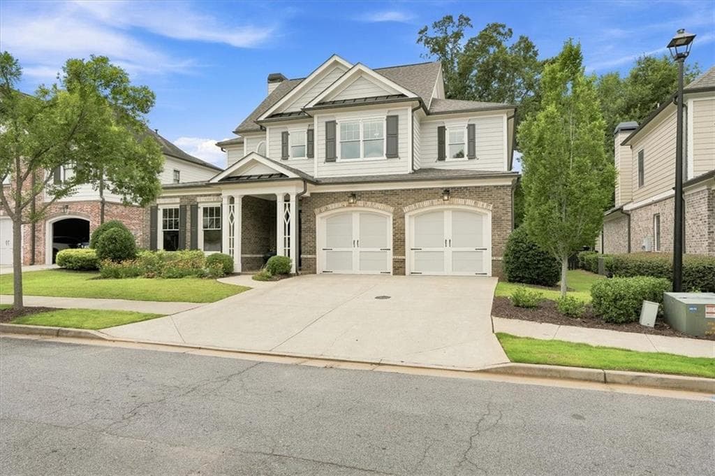4 bedroom, 4 bathroom, 3,588 sq ft single family residence under contract at 12900 Cogburn Overlook, Alpharetta, GA 30004 — photo 4