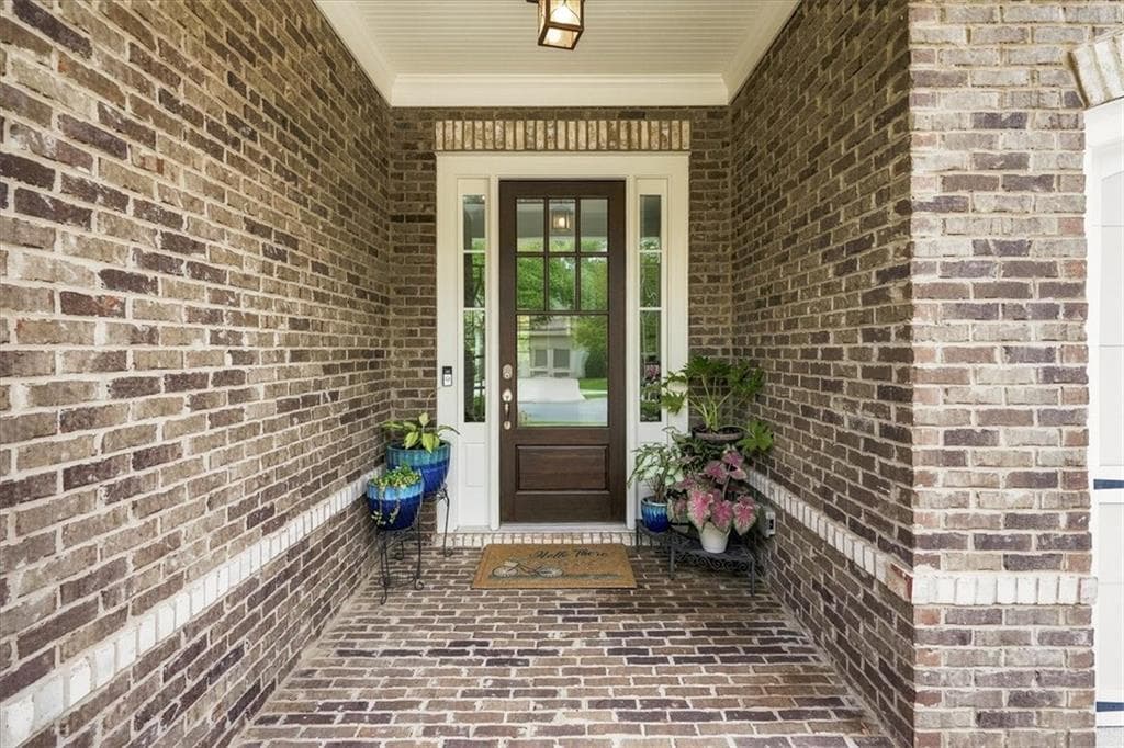 4 bedroom, 4 bathroom, 3,588 sq ft single family residence under contract at 12900 Cogburn Overlook, Alpharetta, GA 30004 — photo 6