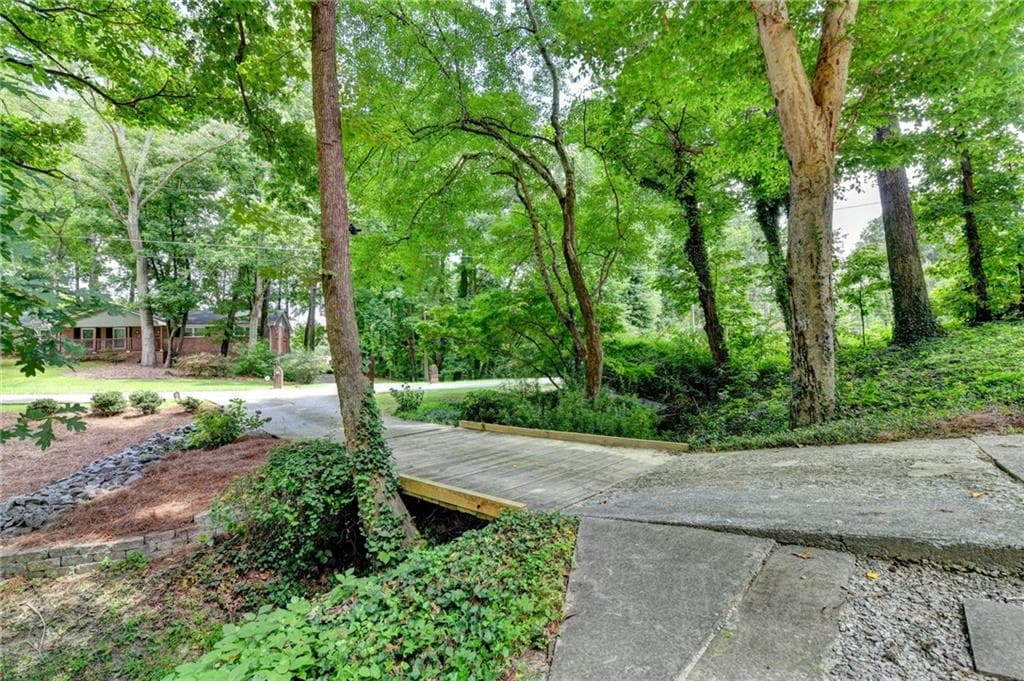 4 bedroom, 3 bathroom, 2,620 sq ft single family residence for sale at 131 Denna Drive, Alpharetta, GA 30009 — photo 2