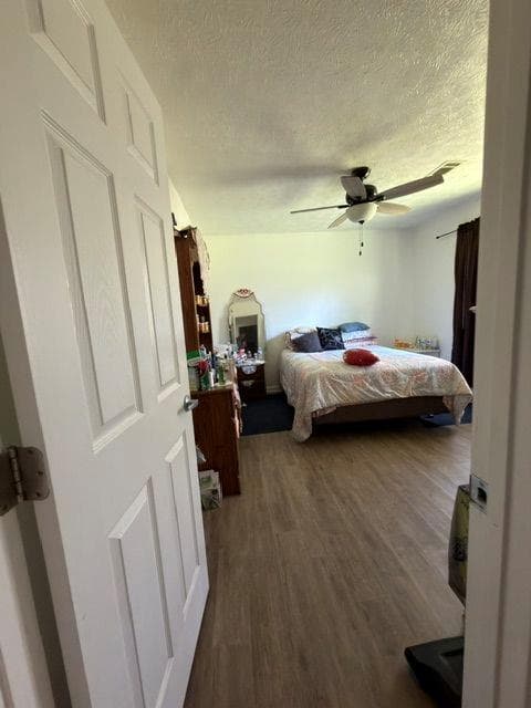 duplex under contract at 351 Freeport Drive, Lawrenceville, GA 30046 — photo 10