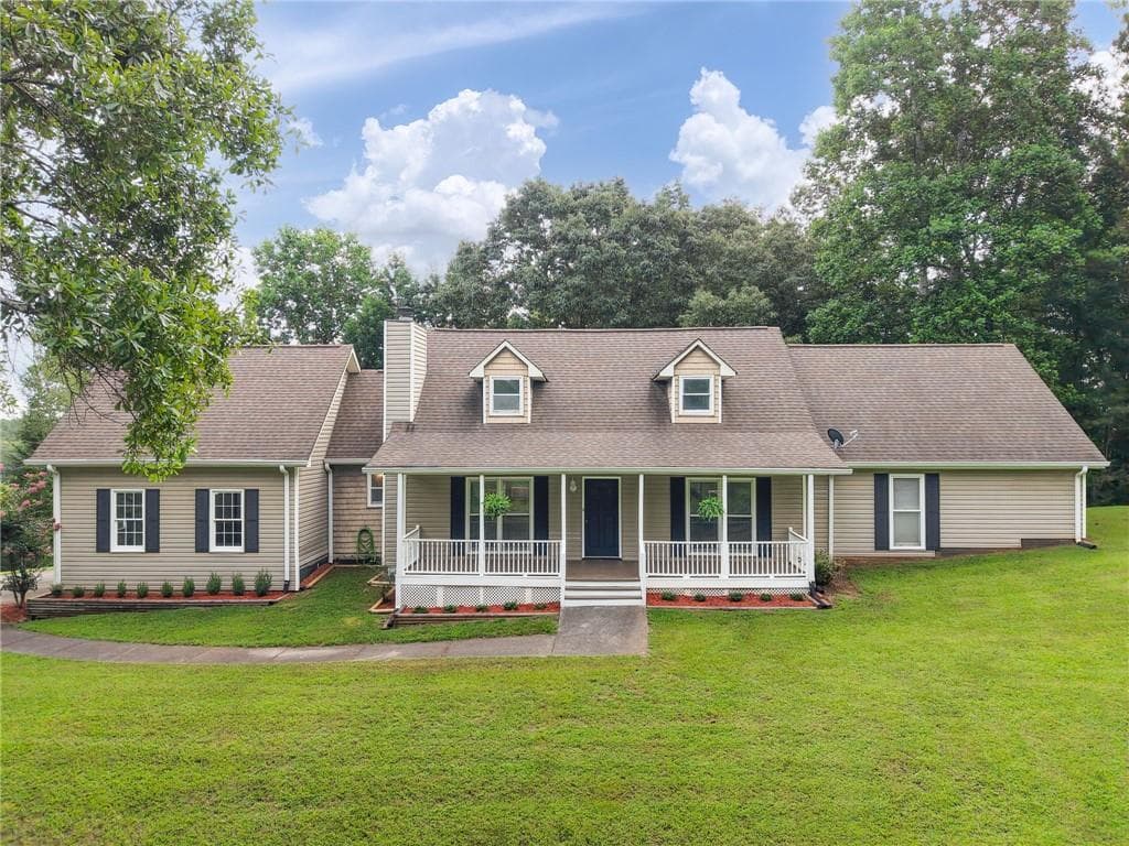 3 bedroom, 3 bathroom, 2,339 sq ft single family residence for sale at 203 Wheeler Lake Path, Dallas, GA 30157