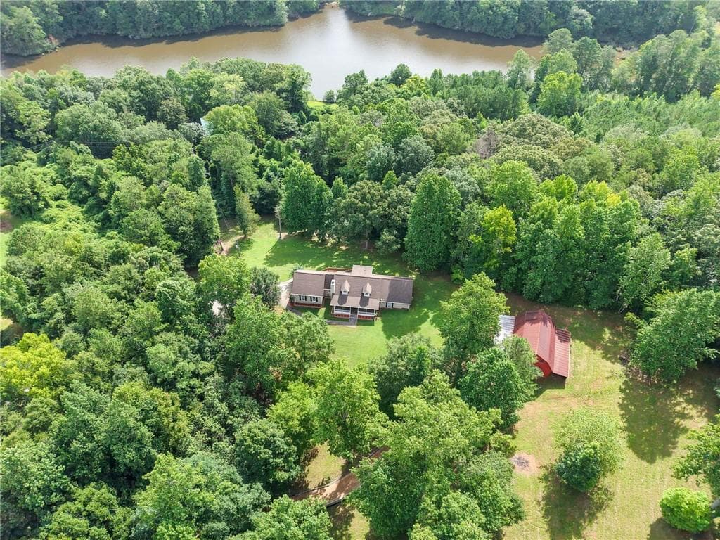 3 bedroom, 3 bathroom, 2,339 sq ft single family residence for sale at 203 Wheeler Lake Path, Dallas, GA 30157 — photo 2