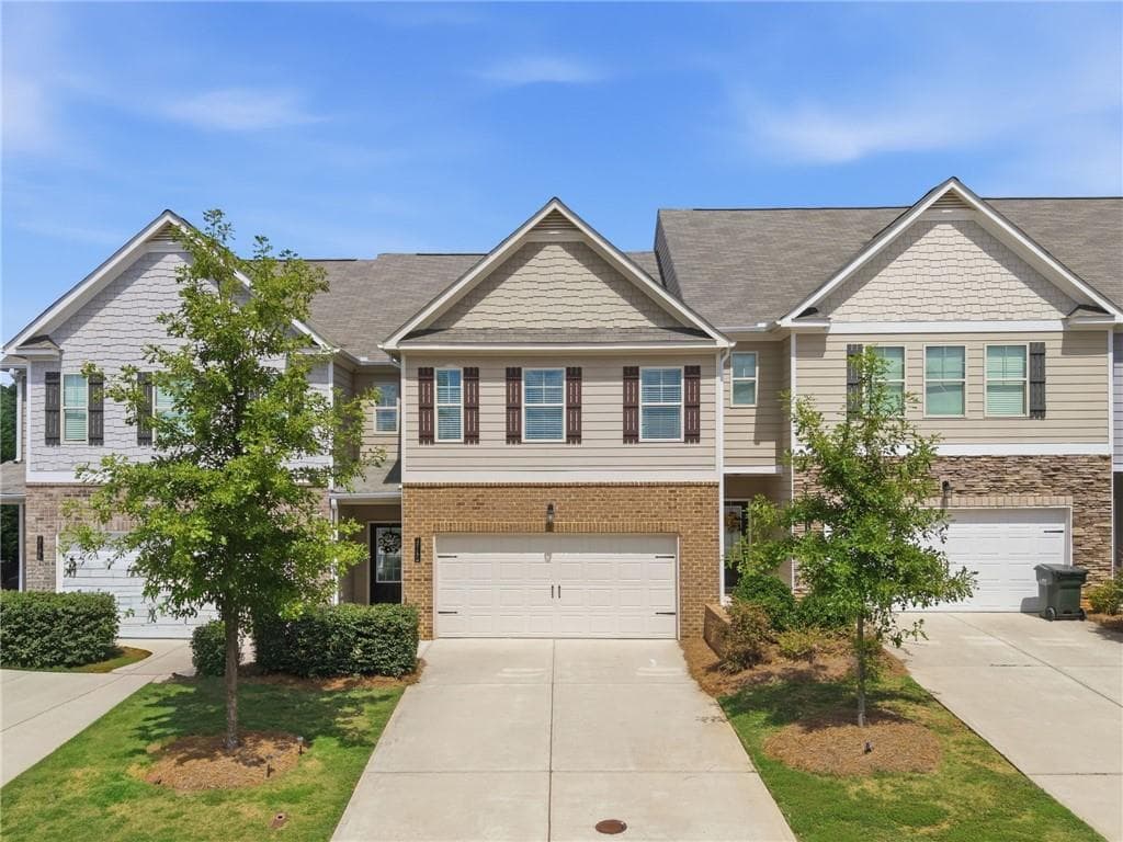 3 bedroom, 3 bathroom, 1,670 sq ft townhouse for sale at 3713 Prospect Point Drive, Oakwood, GA 30566 — photo 2