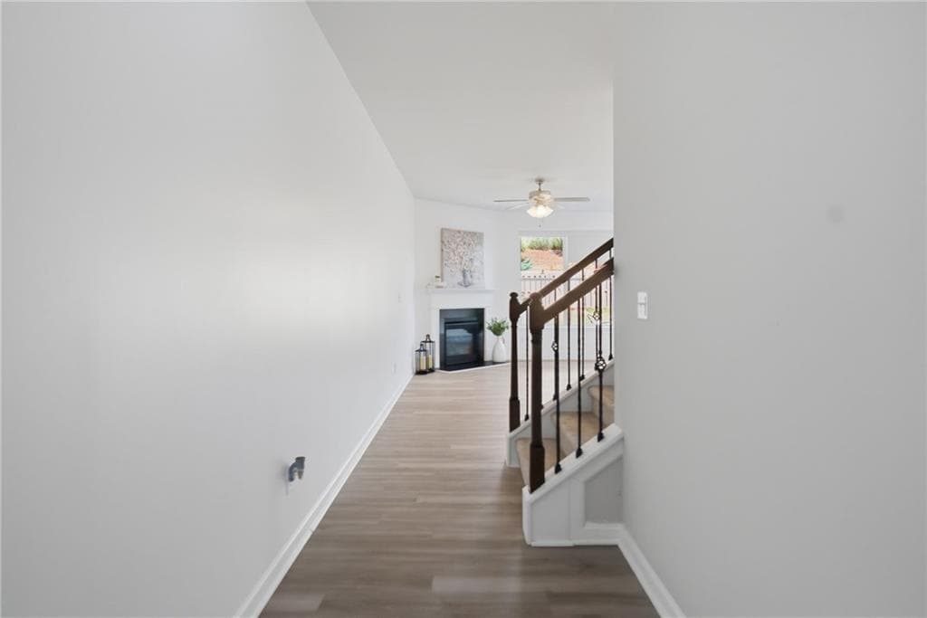 3 bedroom, 3 bathroom, 1,670 sq ft townhouse for sale at 3713 Prospect Point Drive, Oakwood, GA 30566 — photo 3