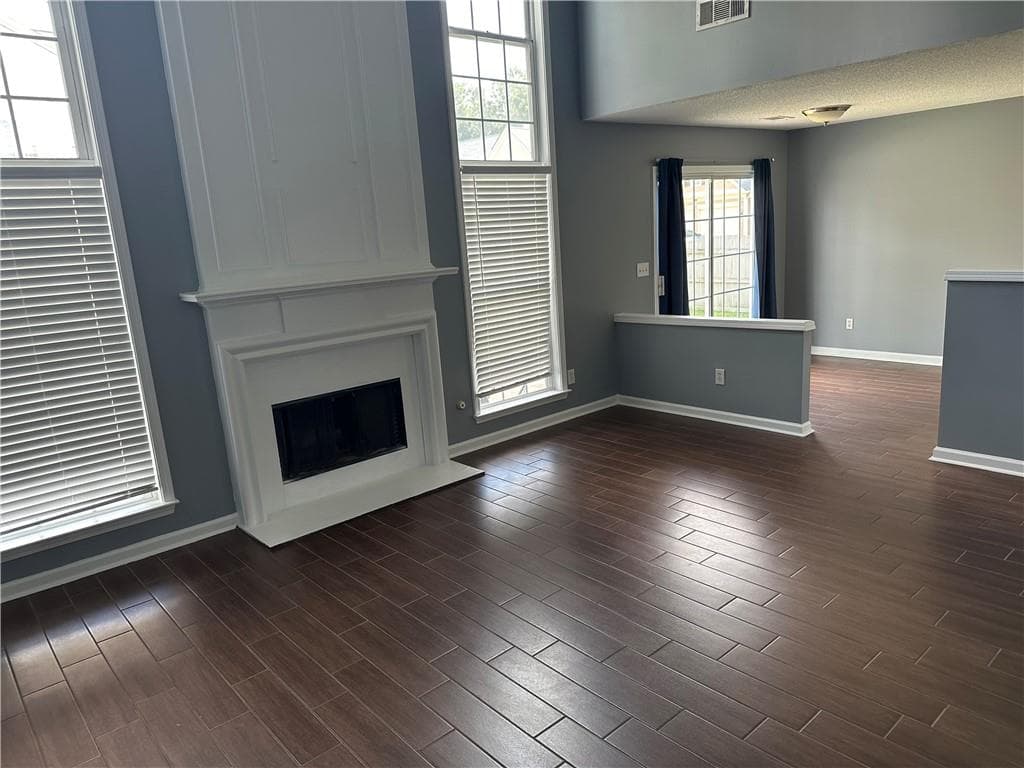 3 bedroom, 3 bathroom, 1,701 sq ft single family residence for rent at 4306 Shillham Court, Cumming, GA 30040 for $2,200 a month — photo 6