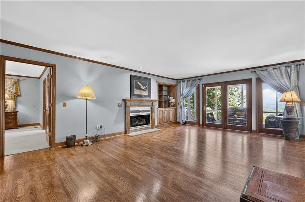 3 bedroom, 3 bathroom, 2,885 sq ft single family residence under contract at 330 Scarlet Lane, Lakemont, GA 30552 — photo 8