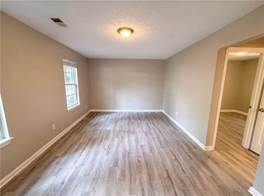 3 bedroom, 2 bathroom, 1,320 sq ft single family residence for sale at 5067 Redan Road, Stone Mountain, GA 30088 — photo 10