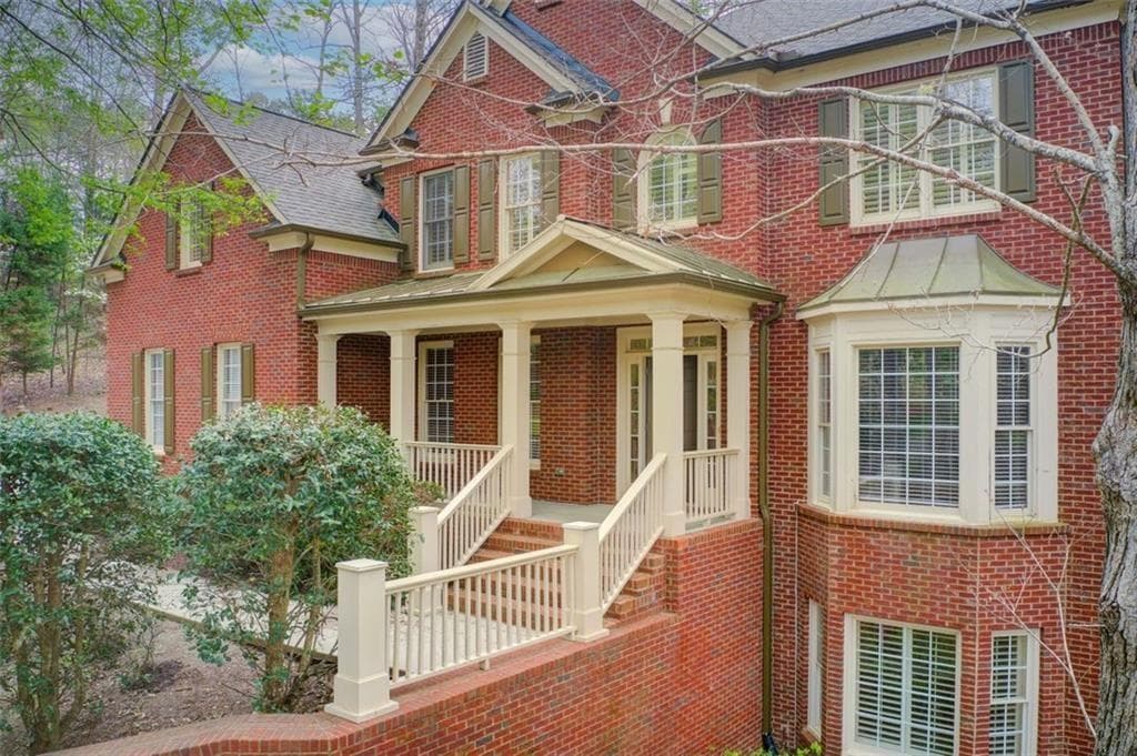 6 bedroom, 5 bathroom, 3,457 sq ft single family residence for rent at 2060 Fife Ridge Court, Roswell, GA 30075 for $5,500 a month — photo 2