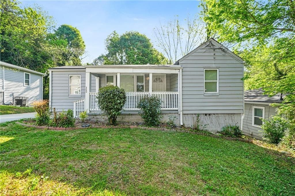 3 bedroom, 2 bathroom, 1,034 sq ft single family residence for sale at 360 Betsy Avenue, Atlanta, GA 30310