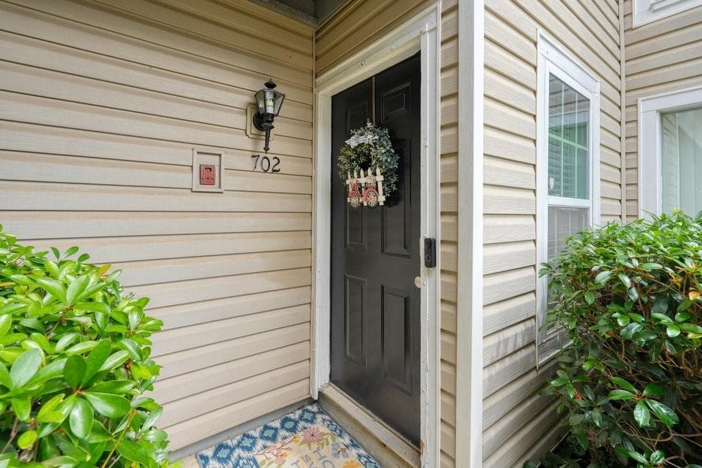 2 bedroom, 2 bathroom, 1,244 sq ft condominium for sale at 702 Augusta Drive, Marietta, GA 30067 — photo 5