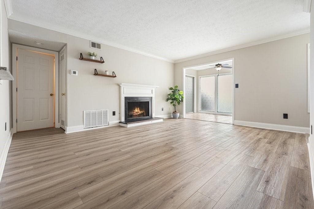 2 bedroom, 2 bathroom, 1,244 sq ft condominium for sale at 702 Augusta Drive, Marietta, GA 30067 — photo 9