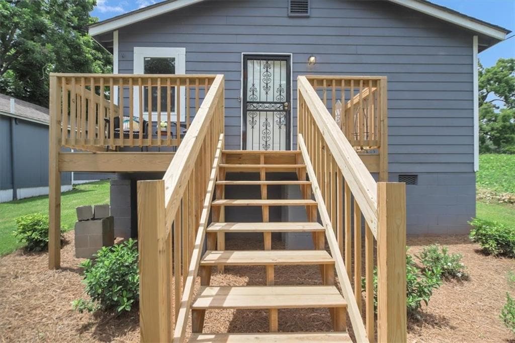 3 bedroom, 2 bathroom, 1,050 sq ft single family residence for sale at 242 Jackson Street, Barnesville, GA 30204 — photo 4