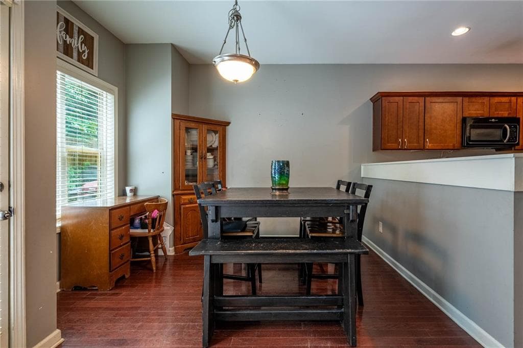 3 bedroom, 3 bathroom, 1,708 sq ft single family residence under contract at 115 Bethany Manor Drive, Ball Ground, GA 30107 — photo 7