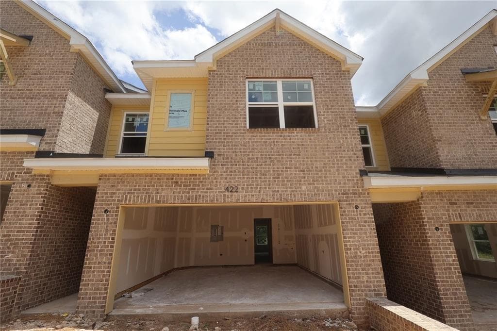 3 bedroom, 3 bathroom, 1,910 sq ft townhouse for sale at 422 Laurelwood Lane, Canton, GA 30114 — photo 2